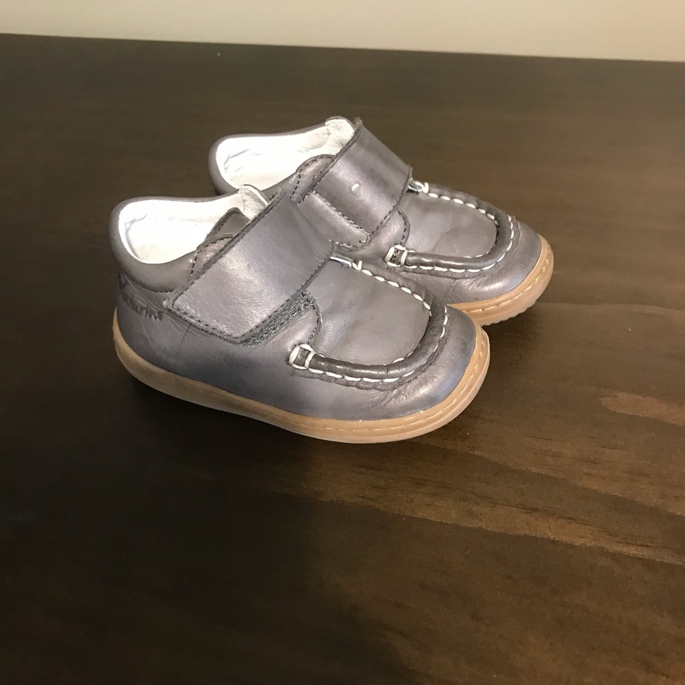 Naturino walking shoes